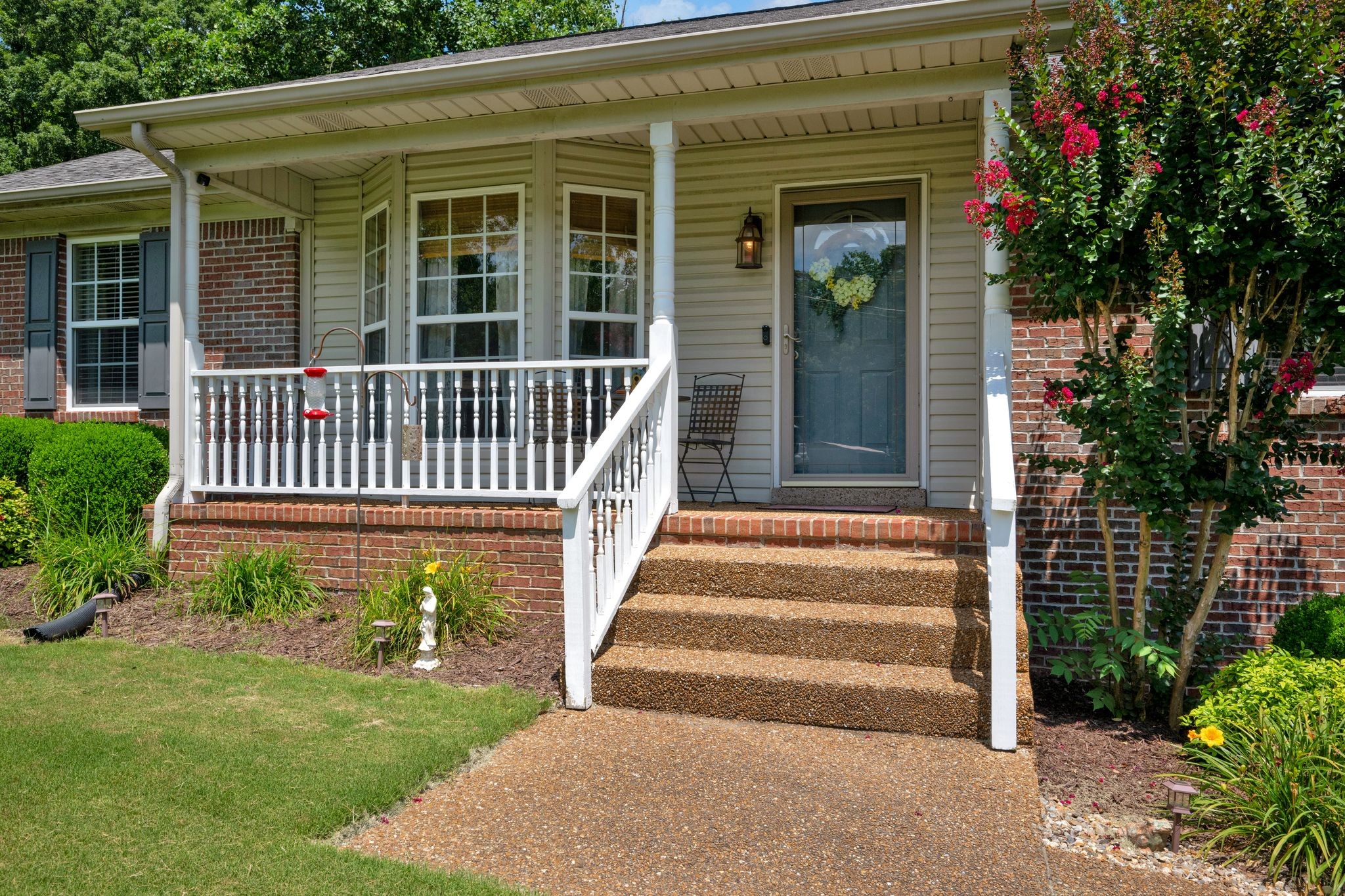109 Whippoorwill Dr