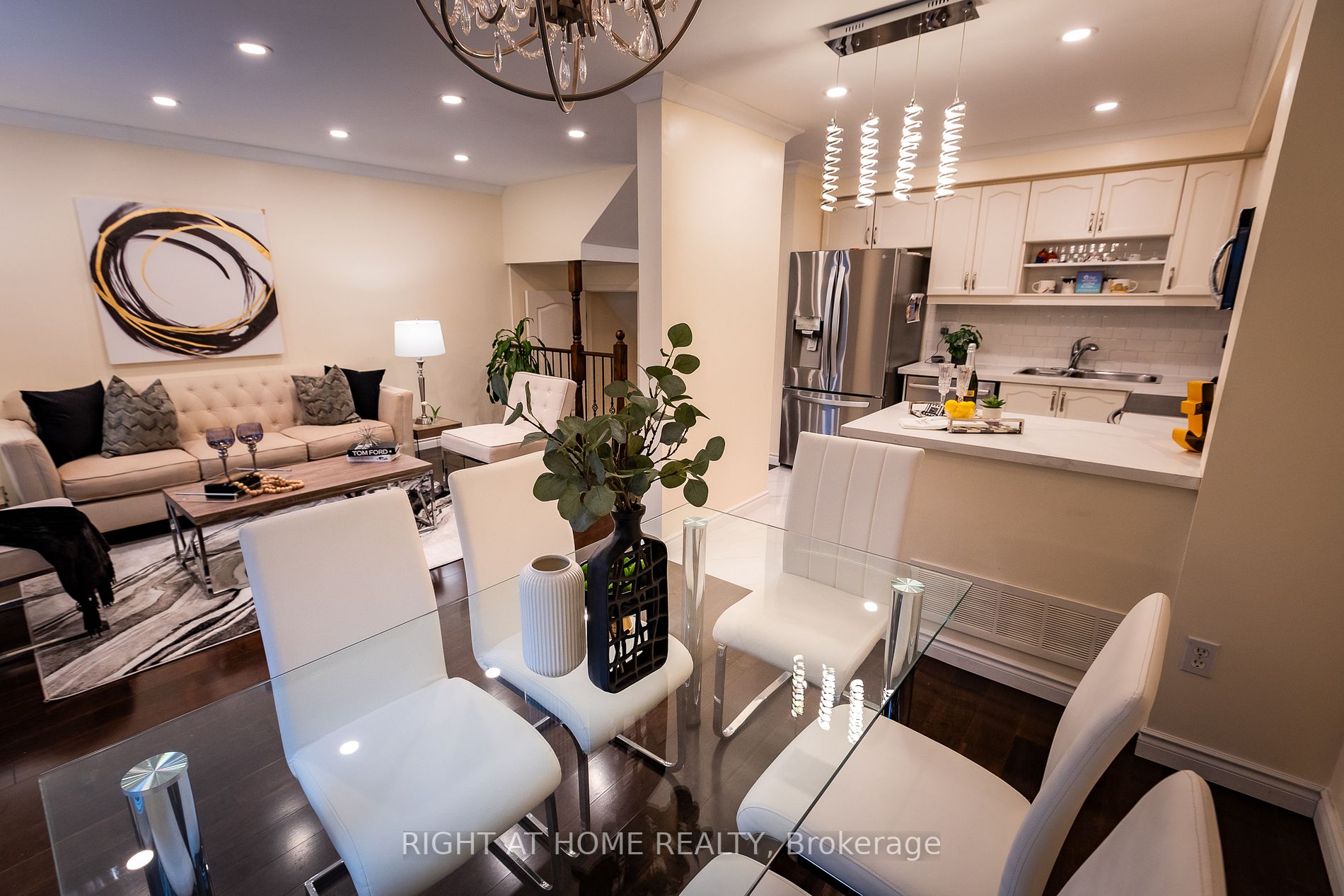 2077 Golden Orchard Tr