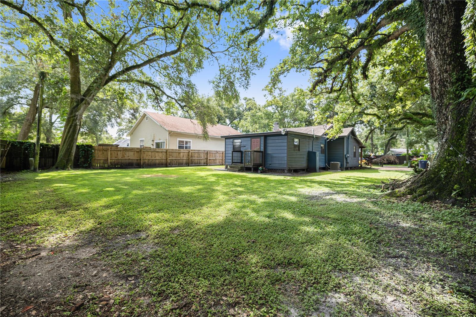 1206 E Louisiana Avenue