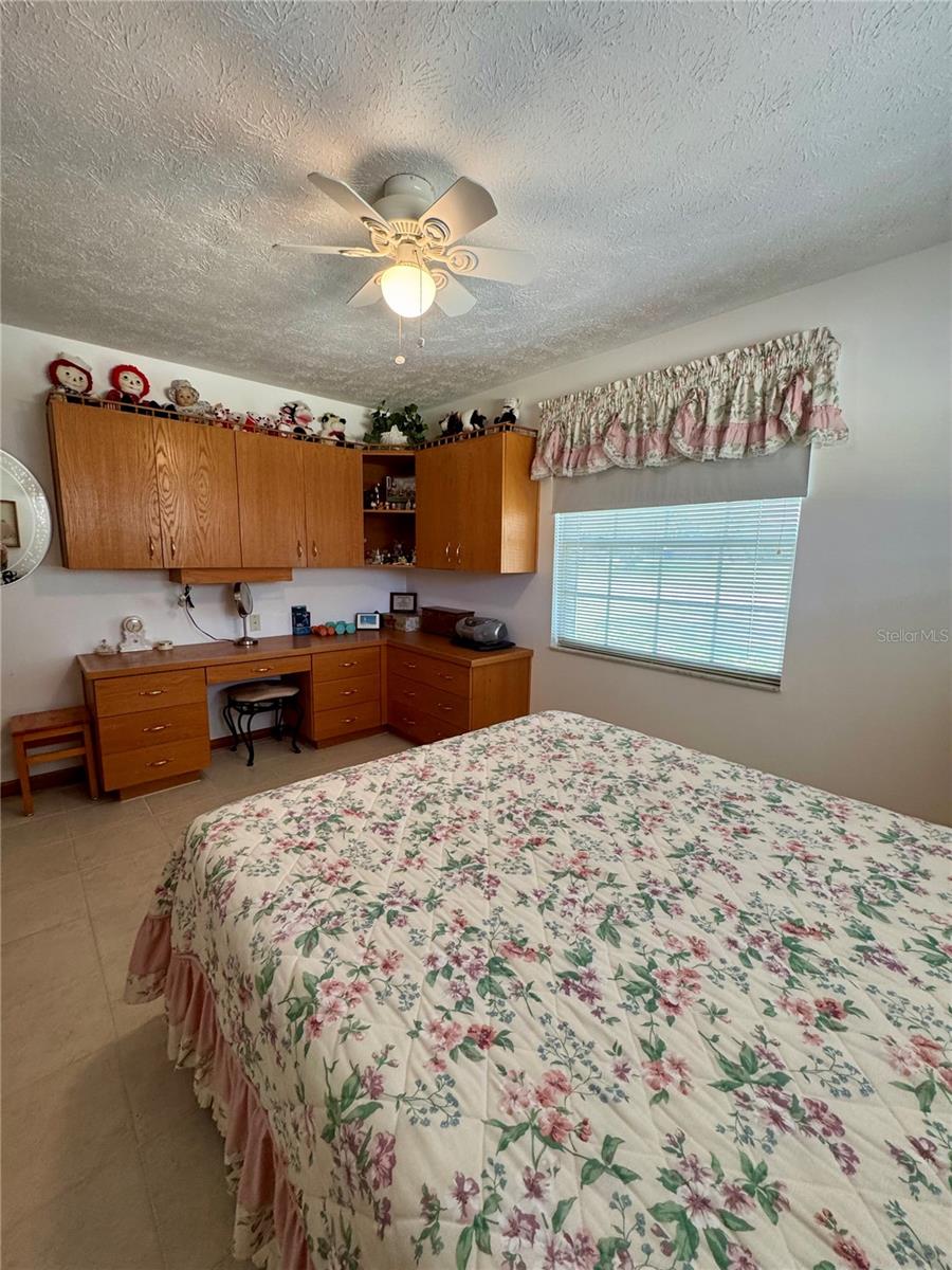 827 Strawberry Lane