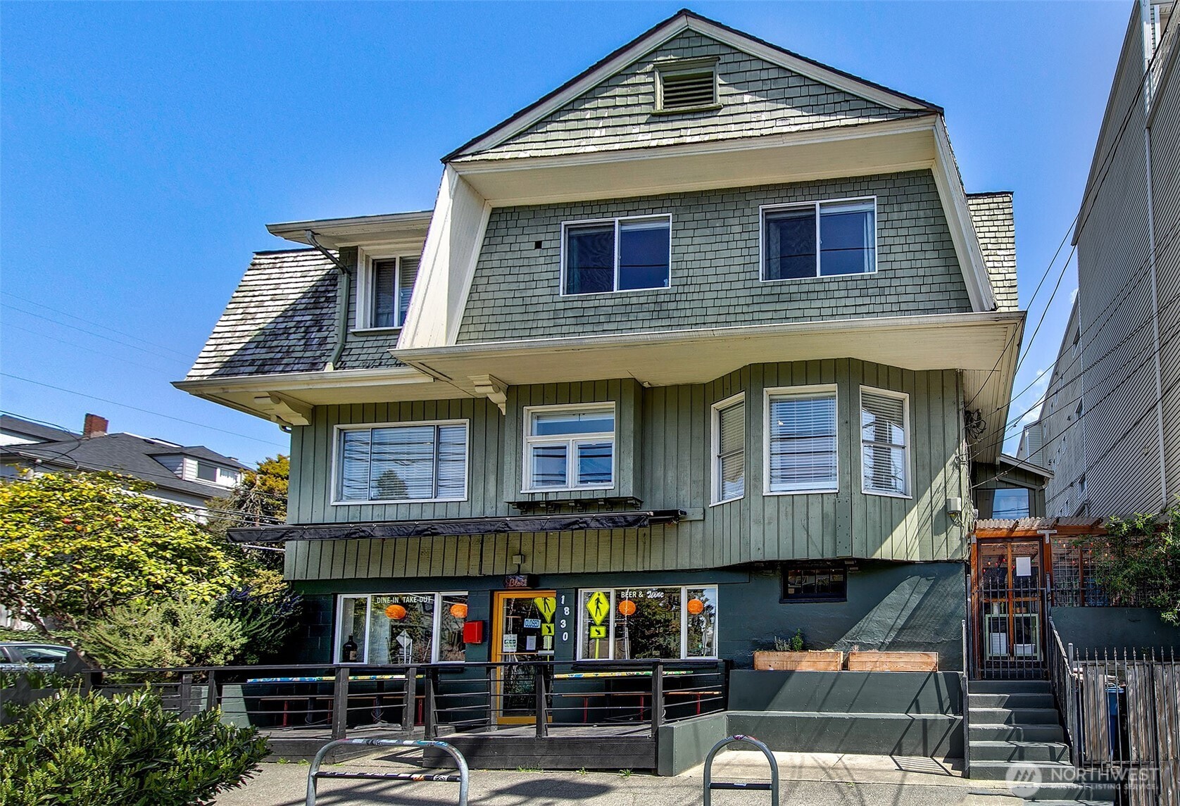 1201 E Denny Way