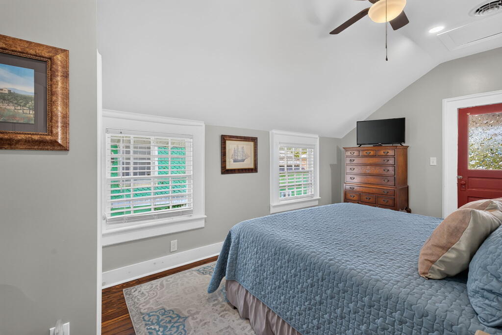 511 Tazewell Ave 373
