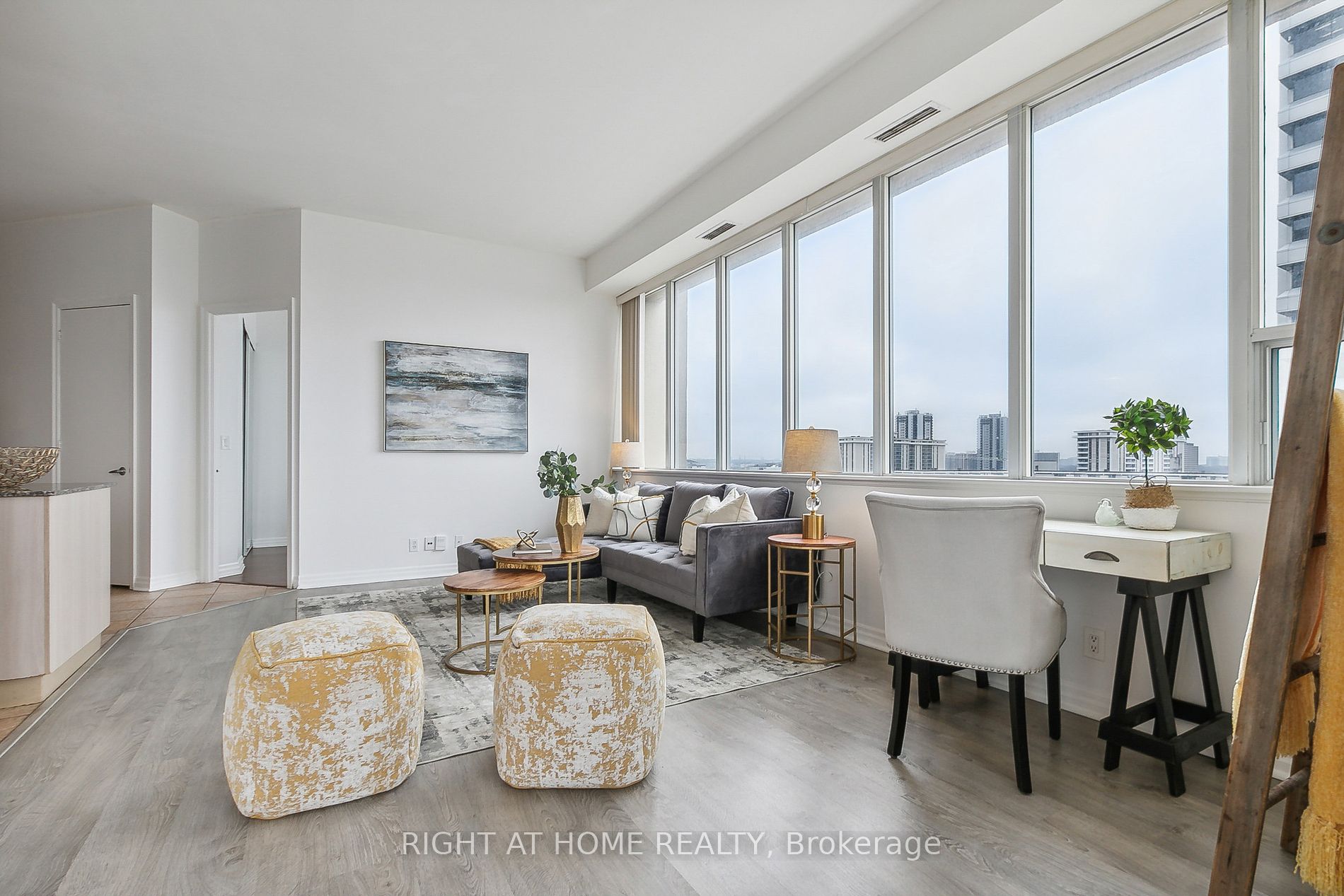 797 Don Mills Rd 802