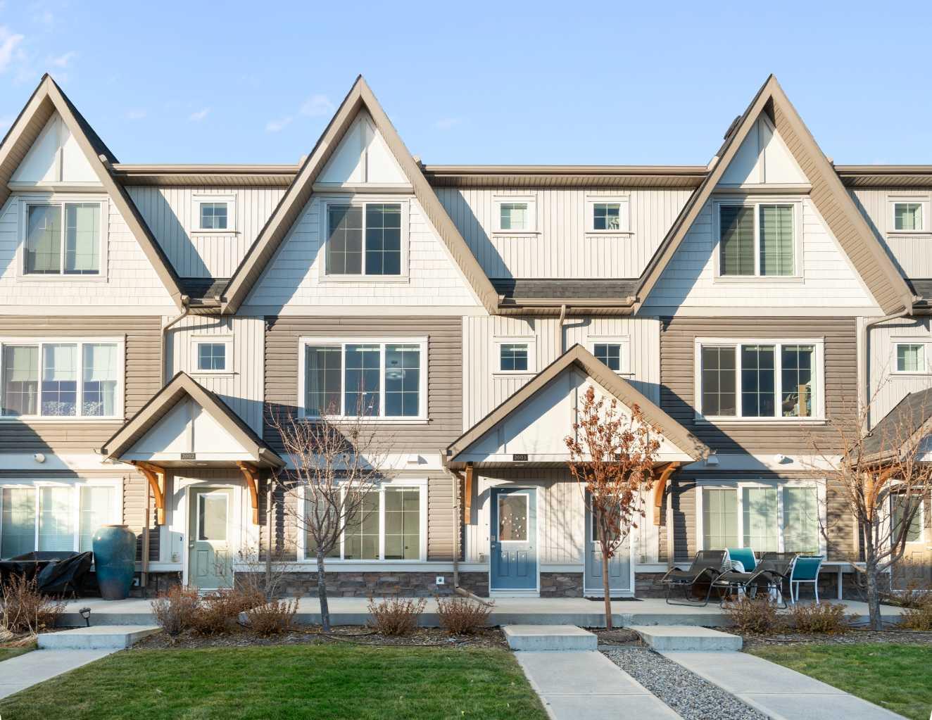 250 Fireside View 2003