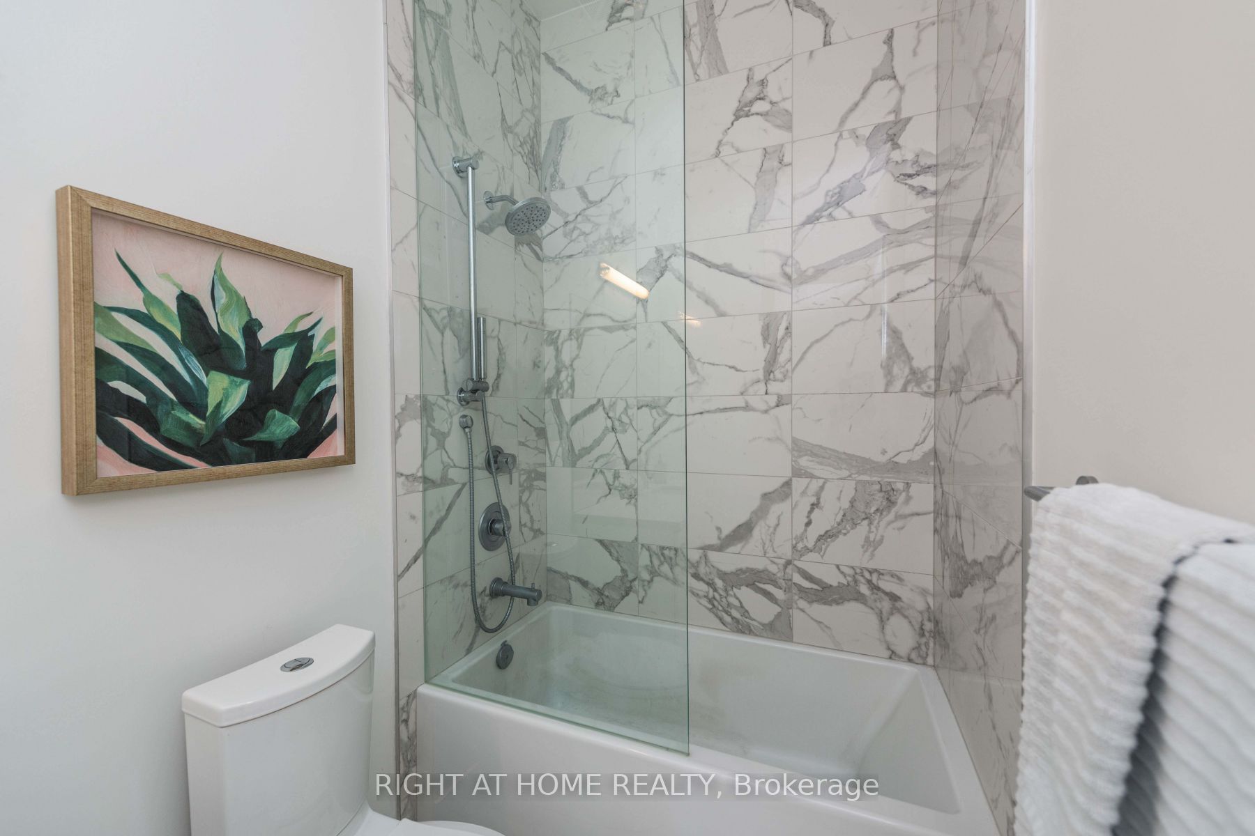 30 Ordnance St Ph2907