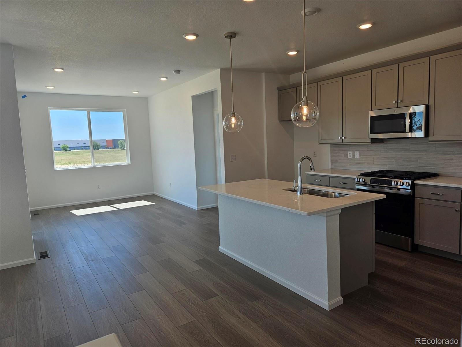 418 Grey Rock Street