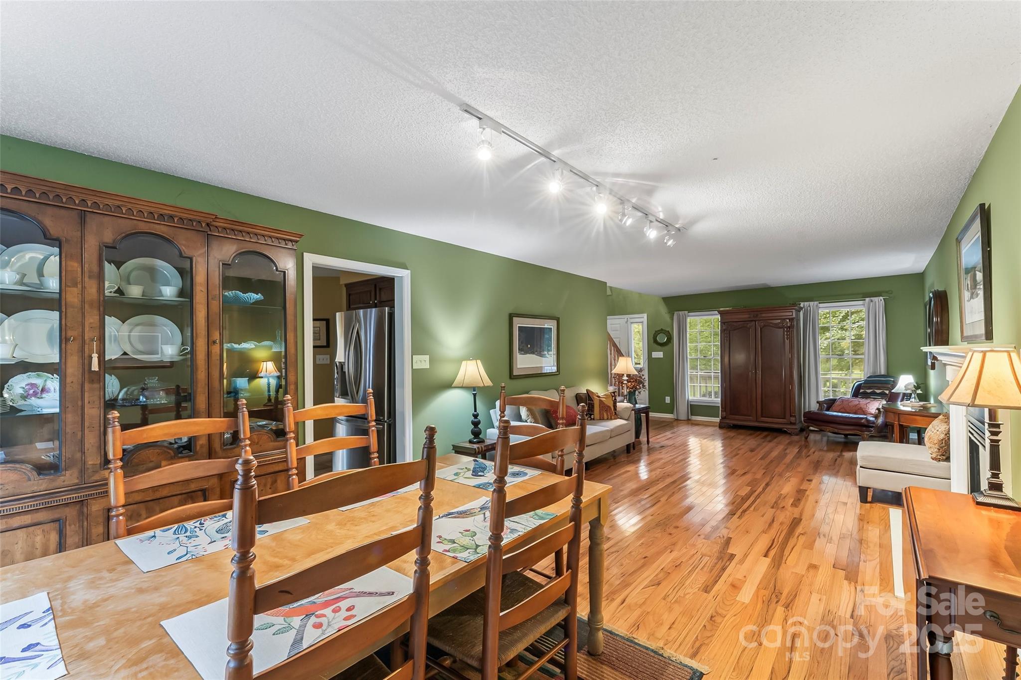 4617 Harbor View Terrace