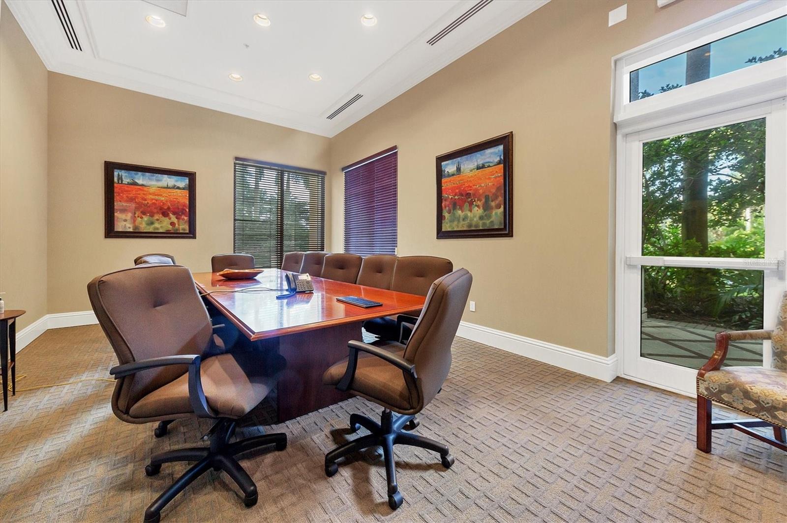 800 N Tamiami Trail 1215
