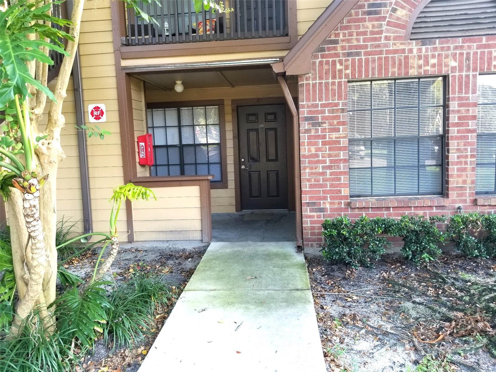 This beautifully totally remodeled 2-bedroom condo is on the 1st floor with 867 sq ft. very open and pretty, lots of natural light. Tile floor throughout, no carpet at all, super clean. All rooms are freshly painted. This unit is situated in a cul-de-sac, quiet and with ample parking spaces. You park right in front of your unit.Kitchen has beautiful maple wood cabinets and newer black appliances which include refrigerator, microwave, smooth top stove, dishwasher and garbage disposal. Washer and dryer are also included. Everything you need to make it a sweet home.The bathroom has new vanity, new bathtub and new lights.The huge living room has a ceiling fan/light, and one wall has 3 large windows, lots of natural light, very bright and open.The master bedroom has a walk-in closet. The second bedroom located at front has two big windows.Extra storage is provided in a front porch closet. Also provided in porch is a trash bin. You put bagged trash inside the bin and it's picked up every morning except Wednesday and Saturday. It's a great service at no cost to you.  The beautiful park-like Lakewood Park Condominium is a gated, lake front community located directly across from Altamonte Mall. This community is less than one mile from I-4 and Florida Hospital-Altamonte. Only 10 minutes to Downtown Orlando, Winter Park, Longwood, Casselberry and Lake Mary.Amenities include: 2 pools with hot tubs, fully equipped fitness center, tennis courts, volley ball court, locked boat / RV storage area, car wash and vacuum facilities.
