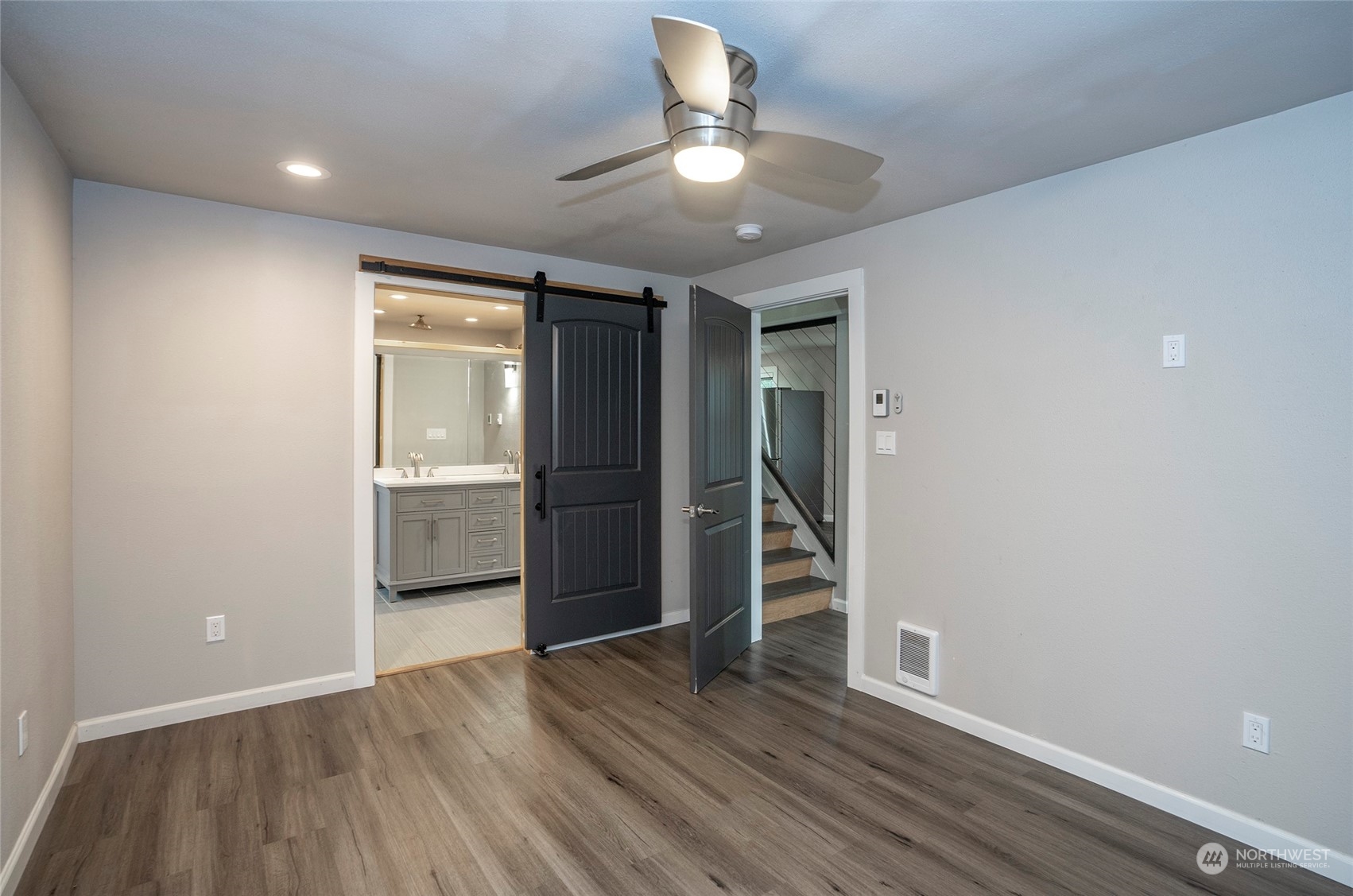 1017 E 59th