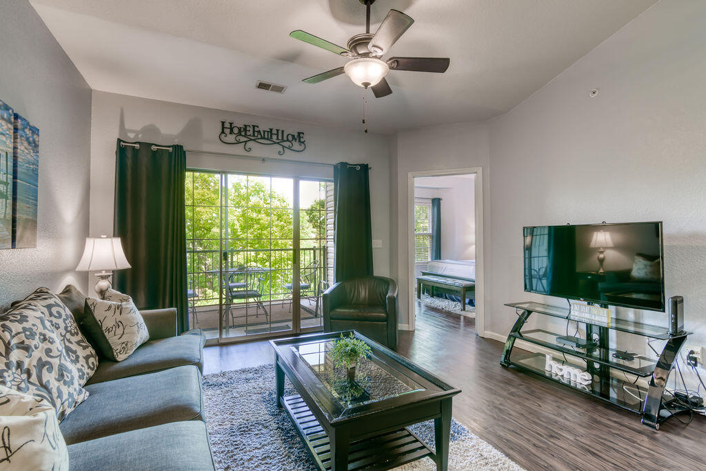 813 Holiday Ridge H-11