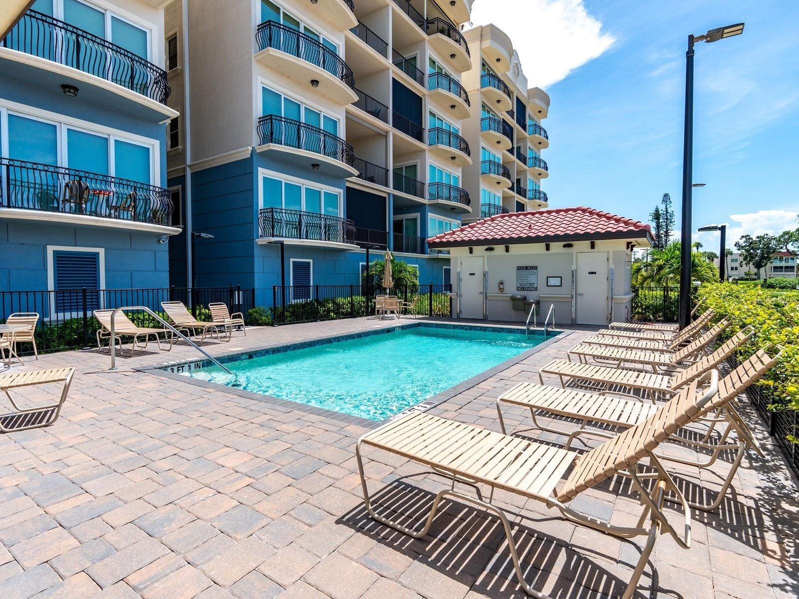 501 Tamiami Trail N 201