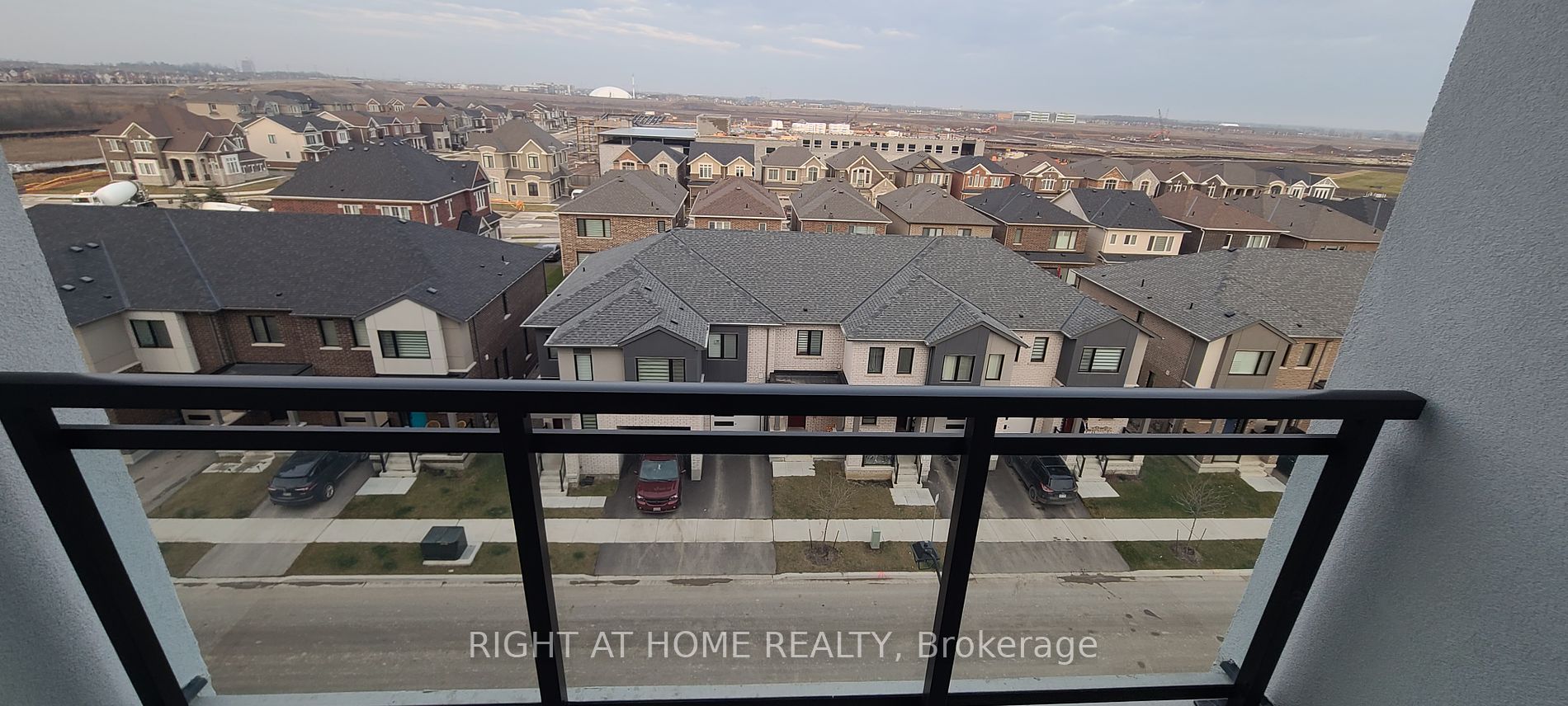 460 Gordon Krantz Ave 506