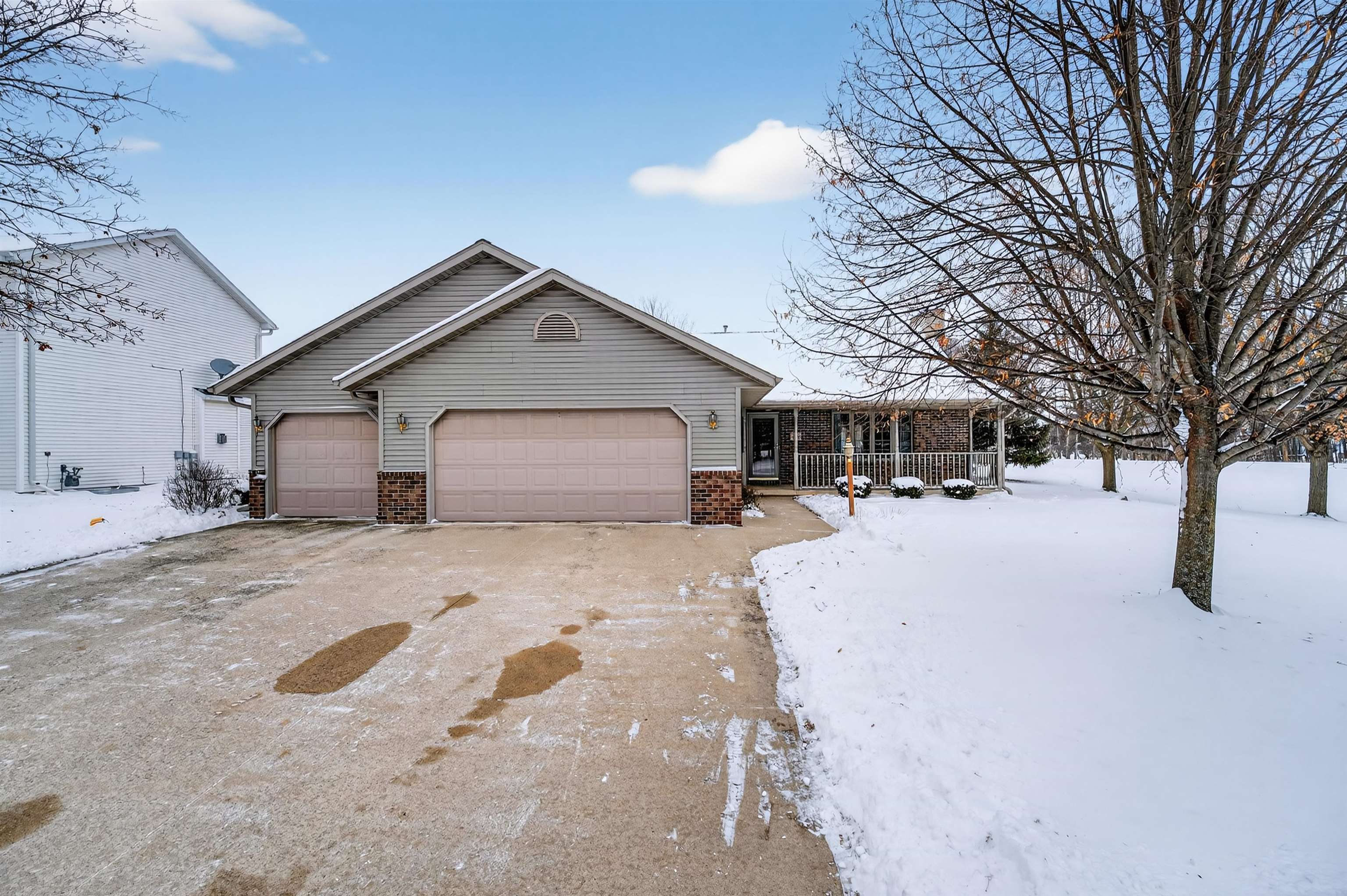 885 Driftwood Drive