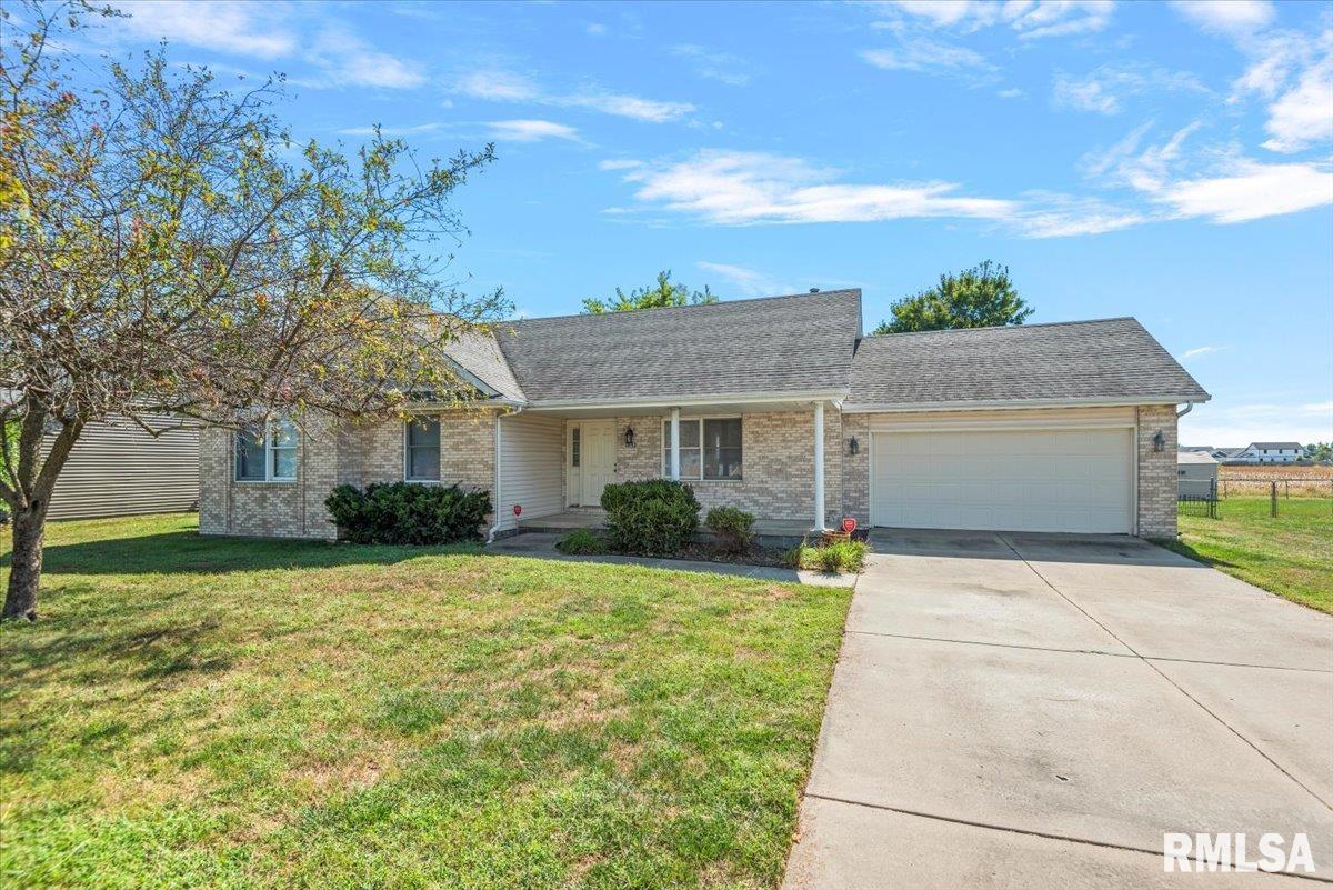 1052 Oakbrook Avenue