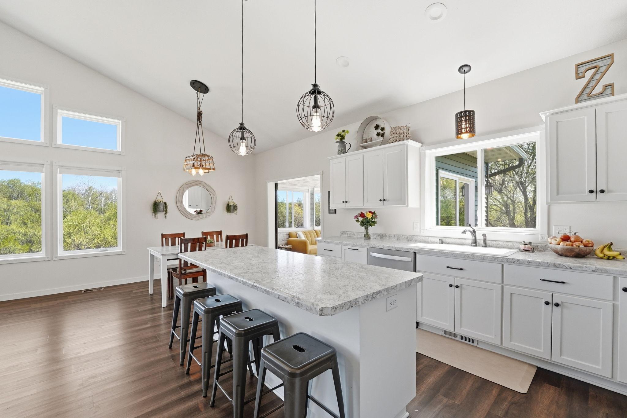10640 Raven Loop NE
