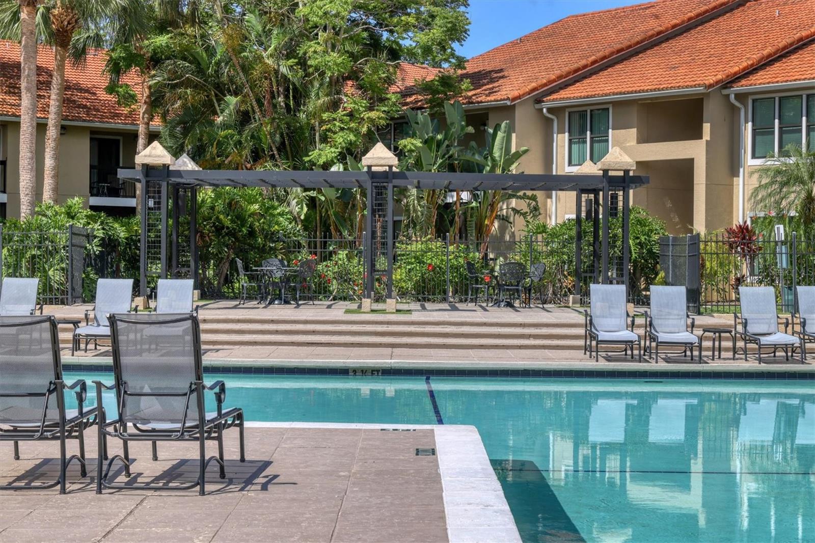 4020 Crockers Lake Boulevard 14