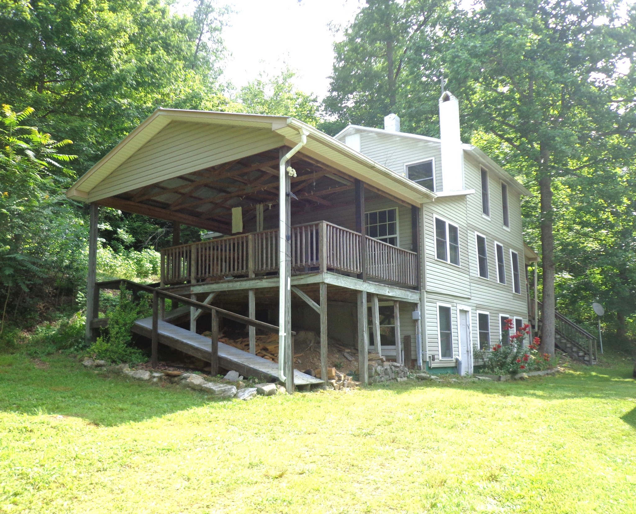 1342 Russell Creek Rd