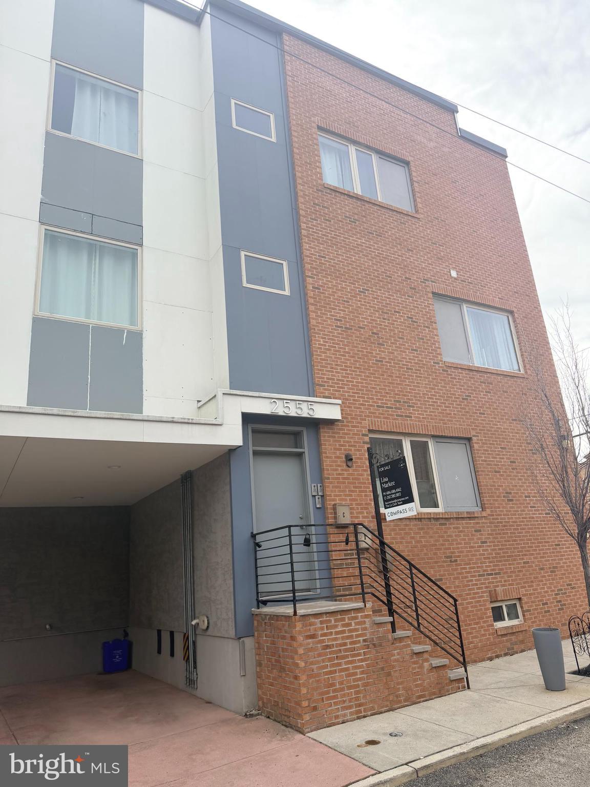 2555 Carpenter Street D