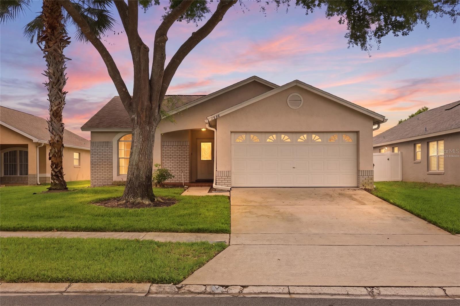 1546 Indian Oaks Trail