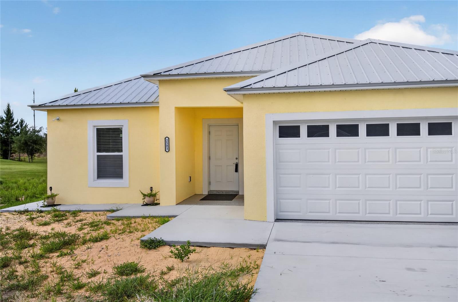 2581 Poinciana Drive