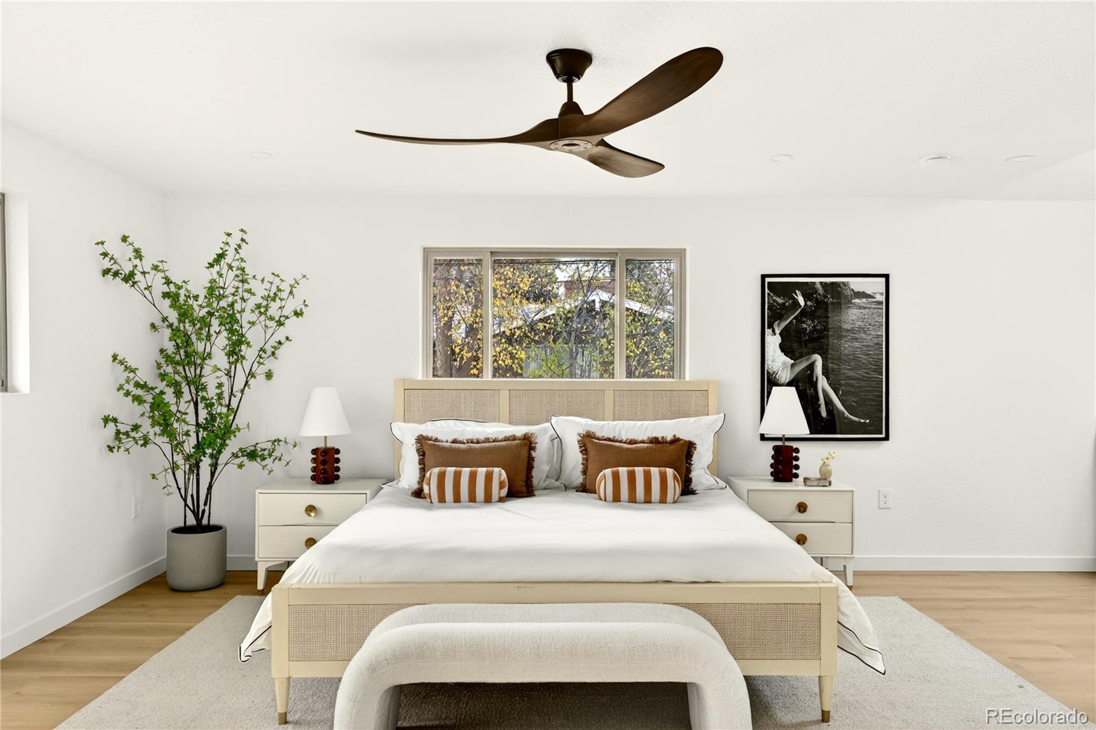 2429 S Leyden Street