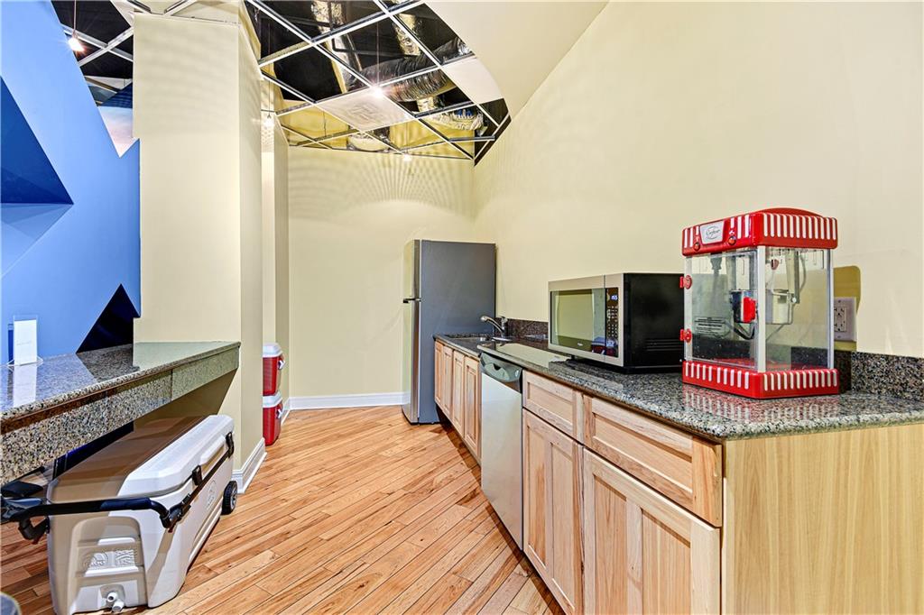 1101 Walnut Street 1308