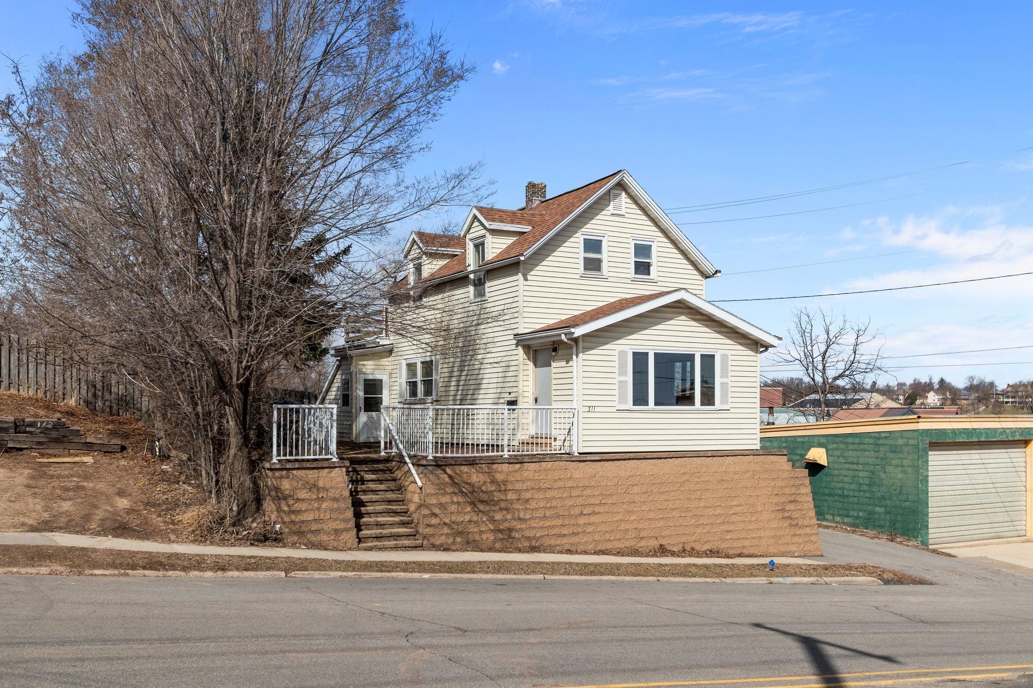 311 Main Avenue