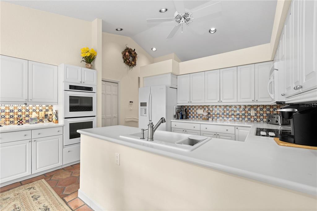 700 Old Compass Road