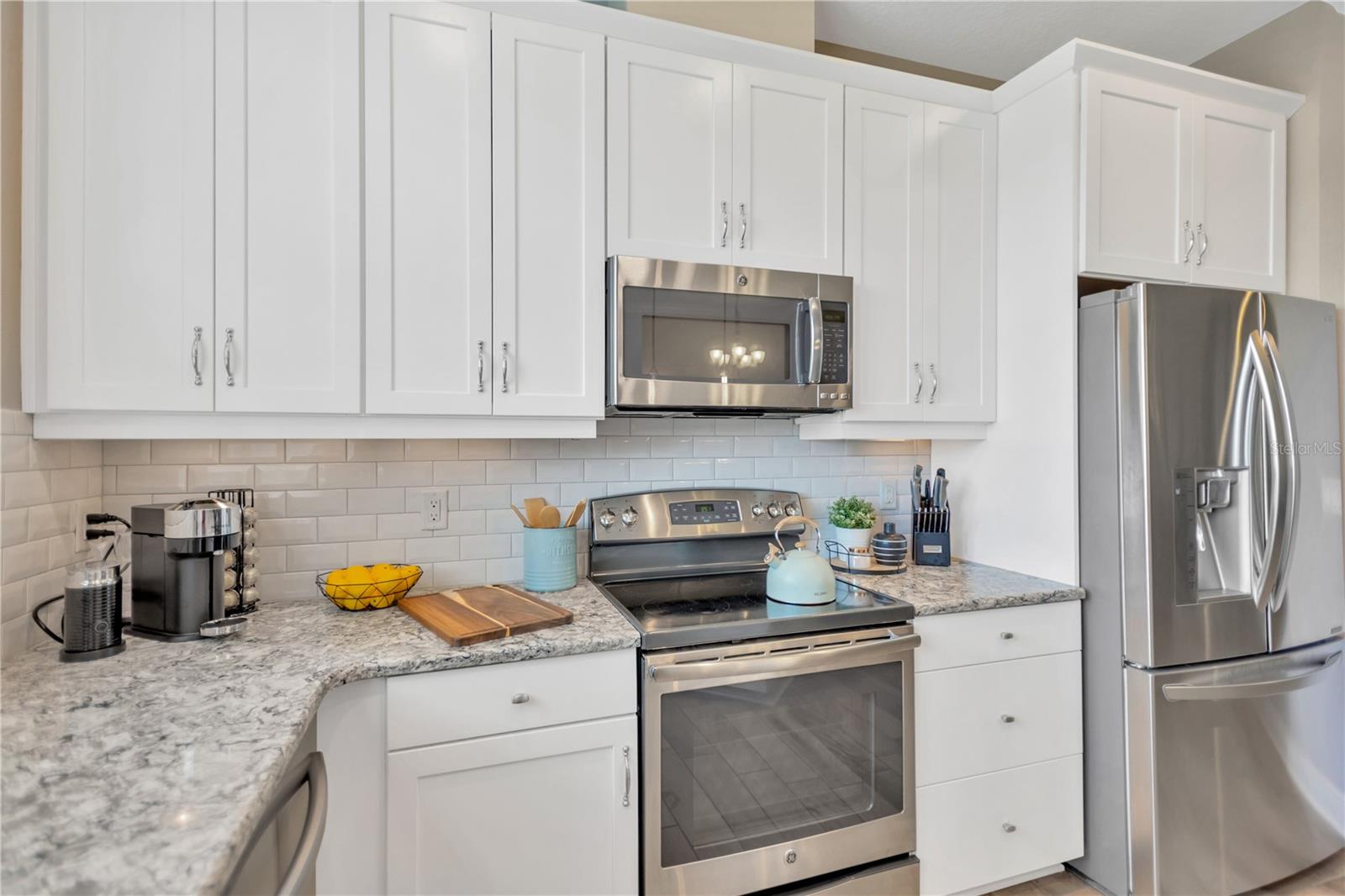 11632 Crowned Sparrow Lane