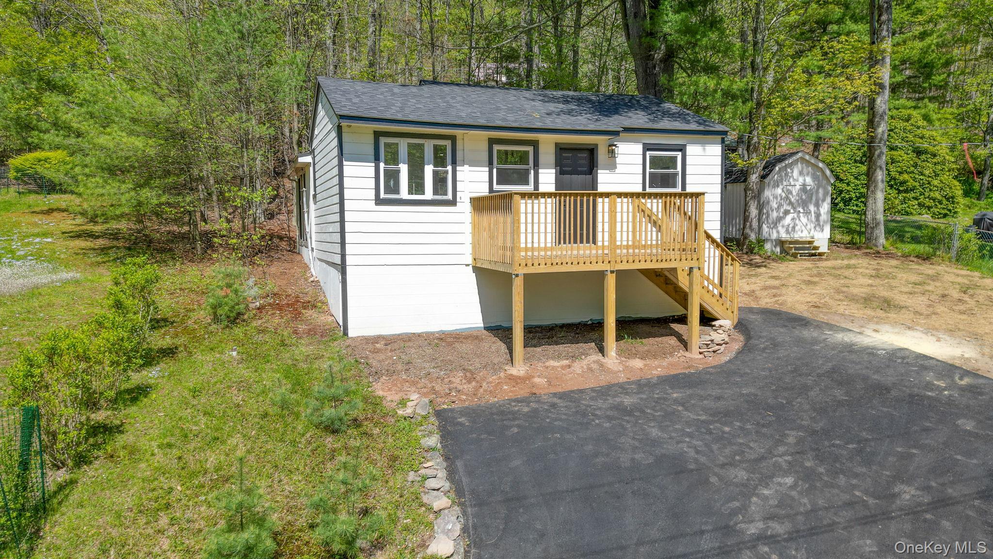 25 Overlook Road