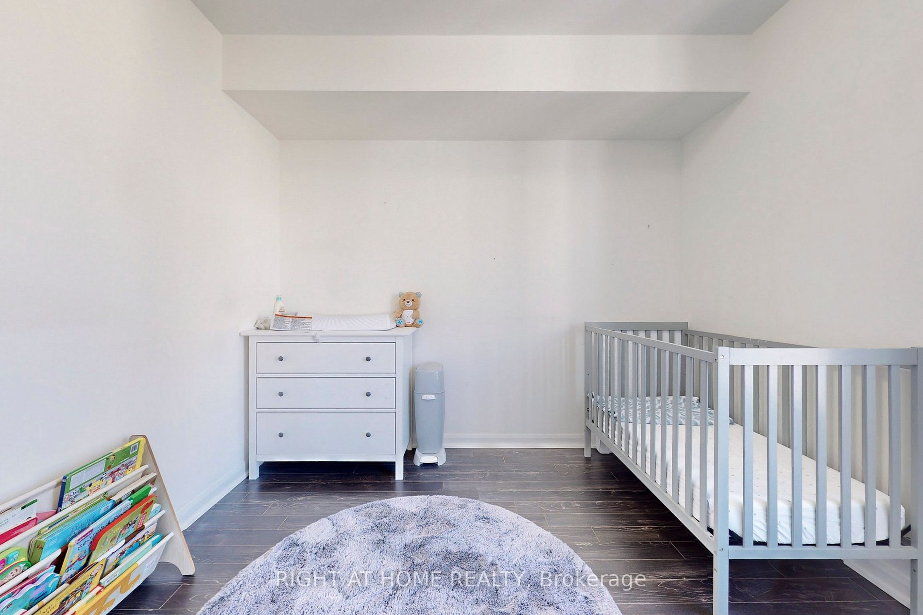 500 Sherbourne St 2402