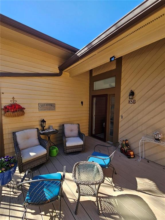 Keowee Key Townhomes and Condominiums for Sale