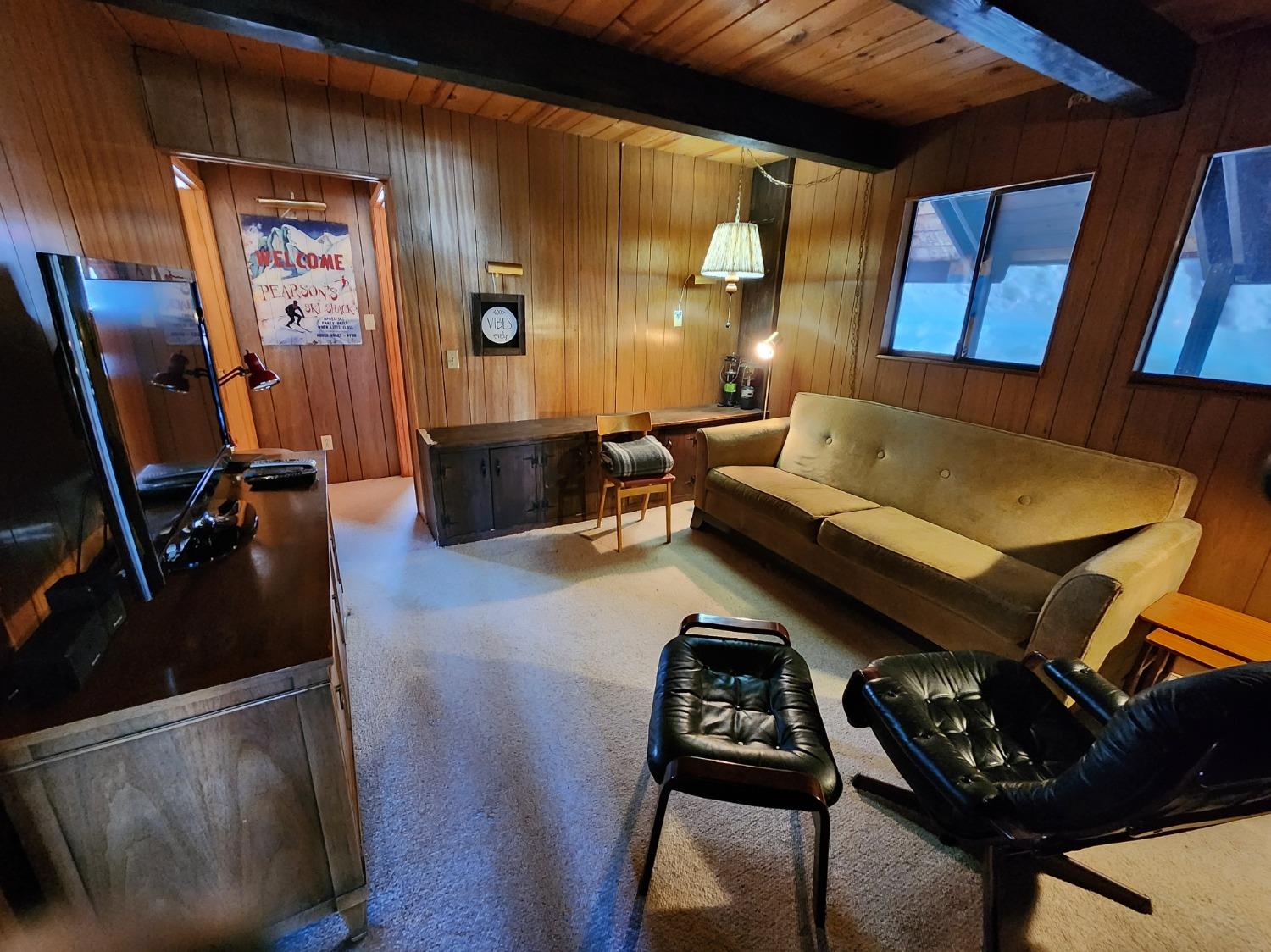 735 Bloods Ridge Road