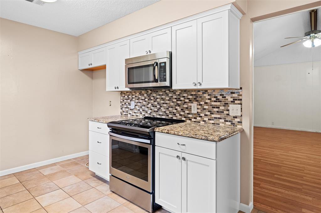 3105 Steeplechase Trail