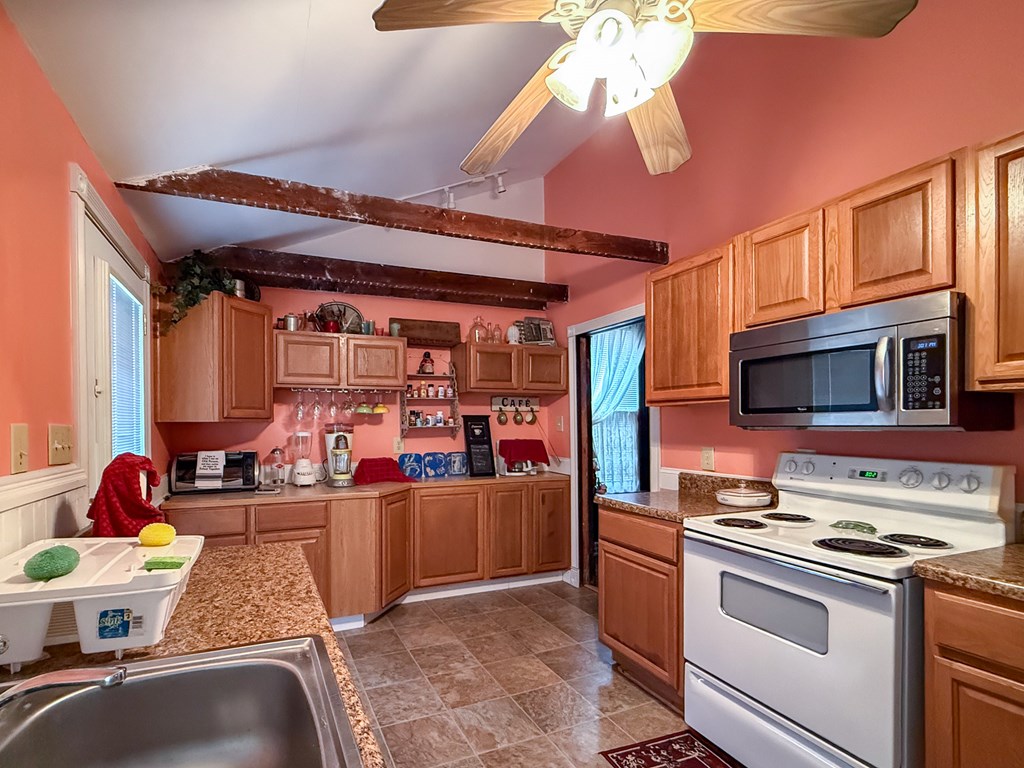 539 Monroe Ave 262