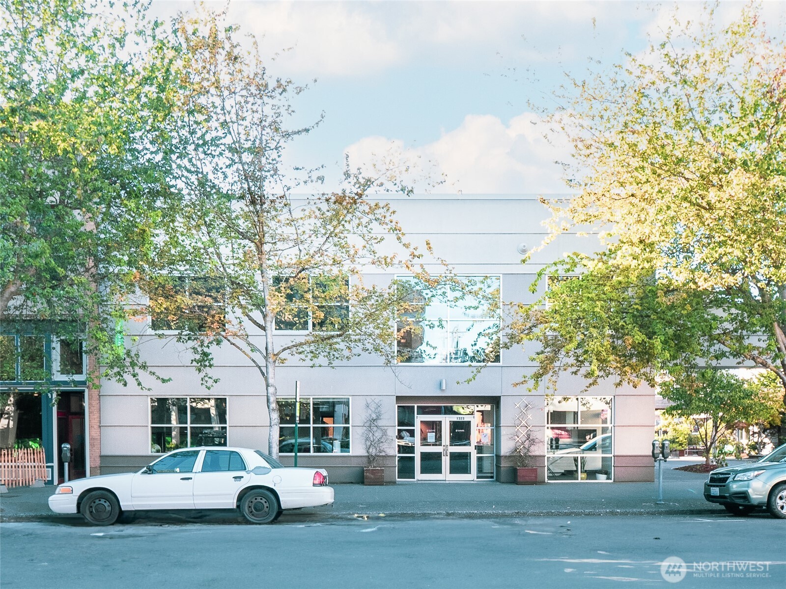 1323 Commercial Street