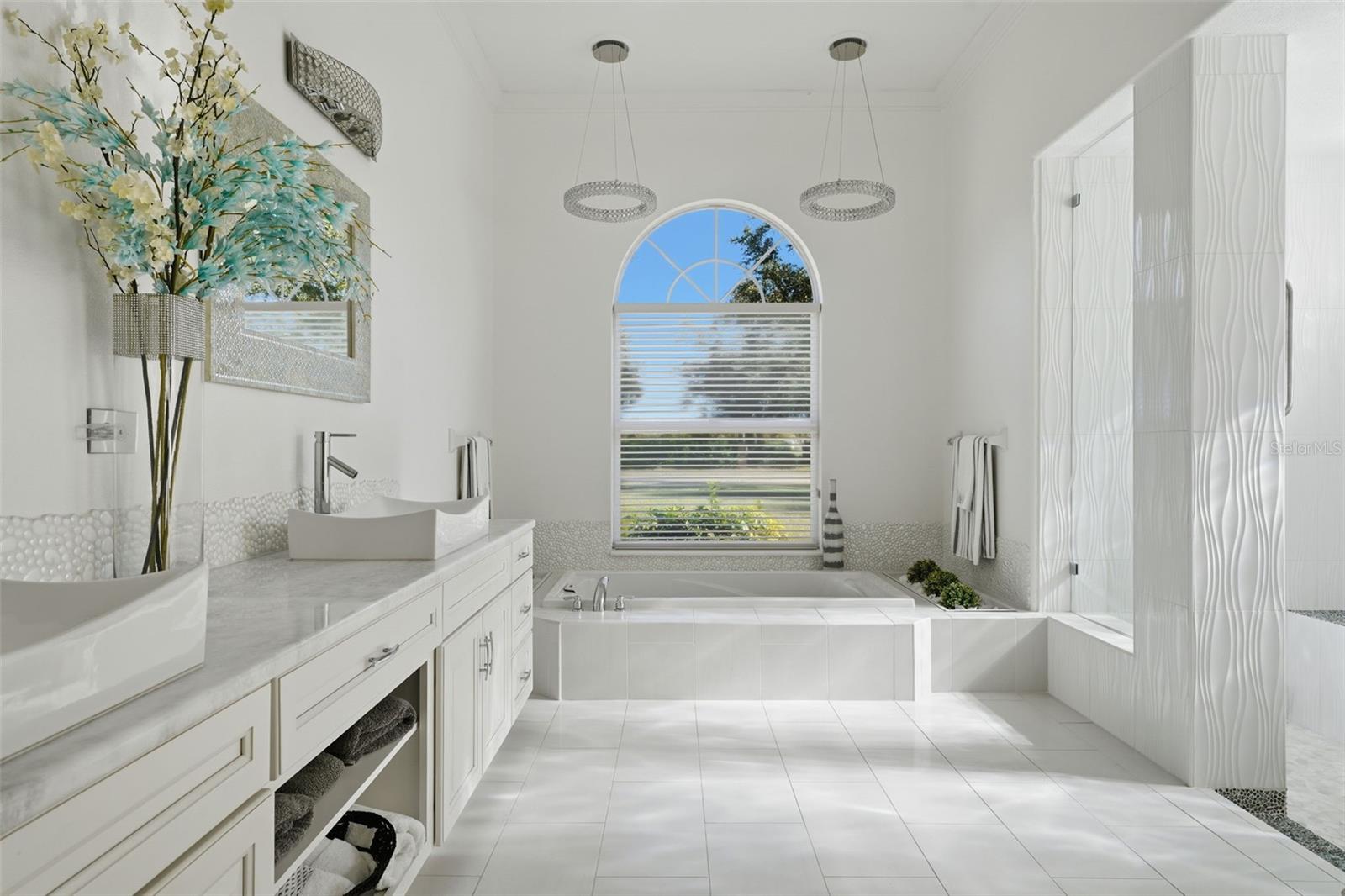 3121 Rivershore Lane