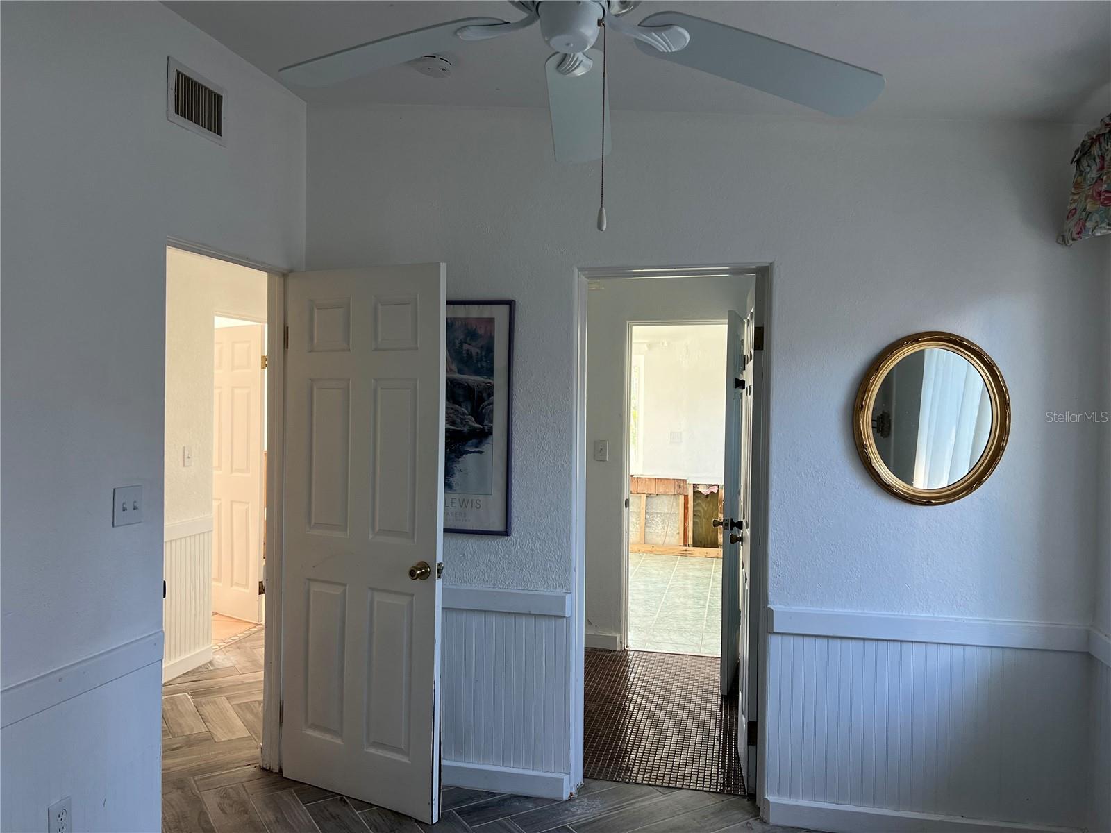 703 32nd Street Court E