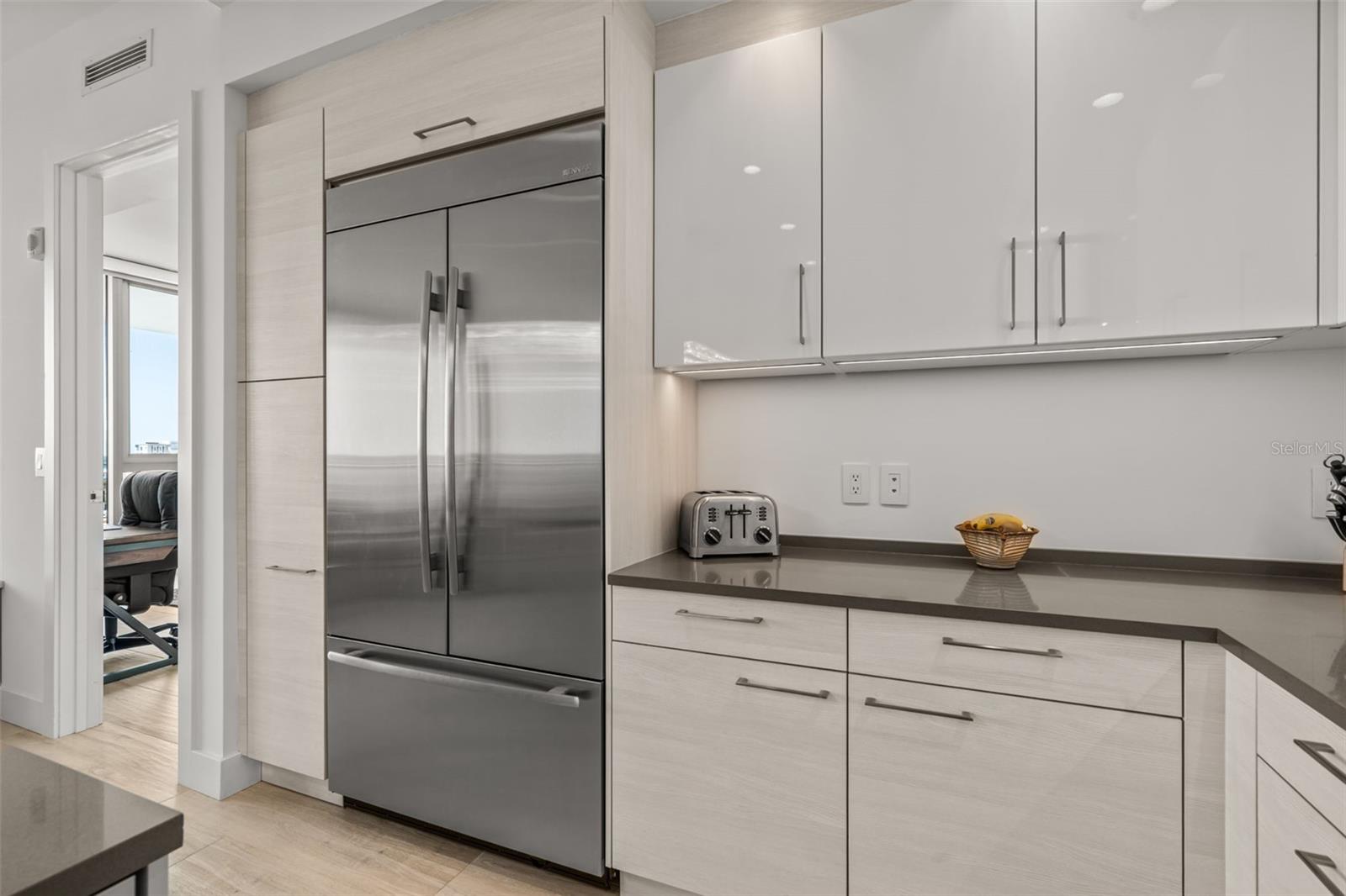 1155 N Gulfstream Avenue 802