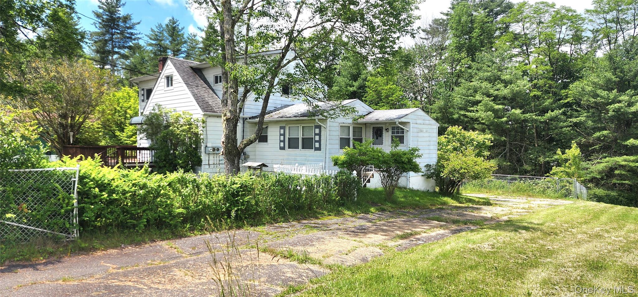 530 Sackett Lake Road