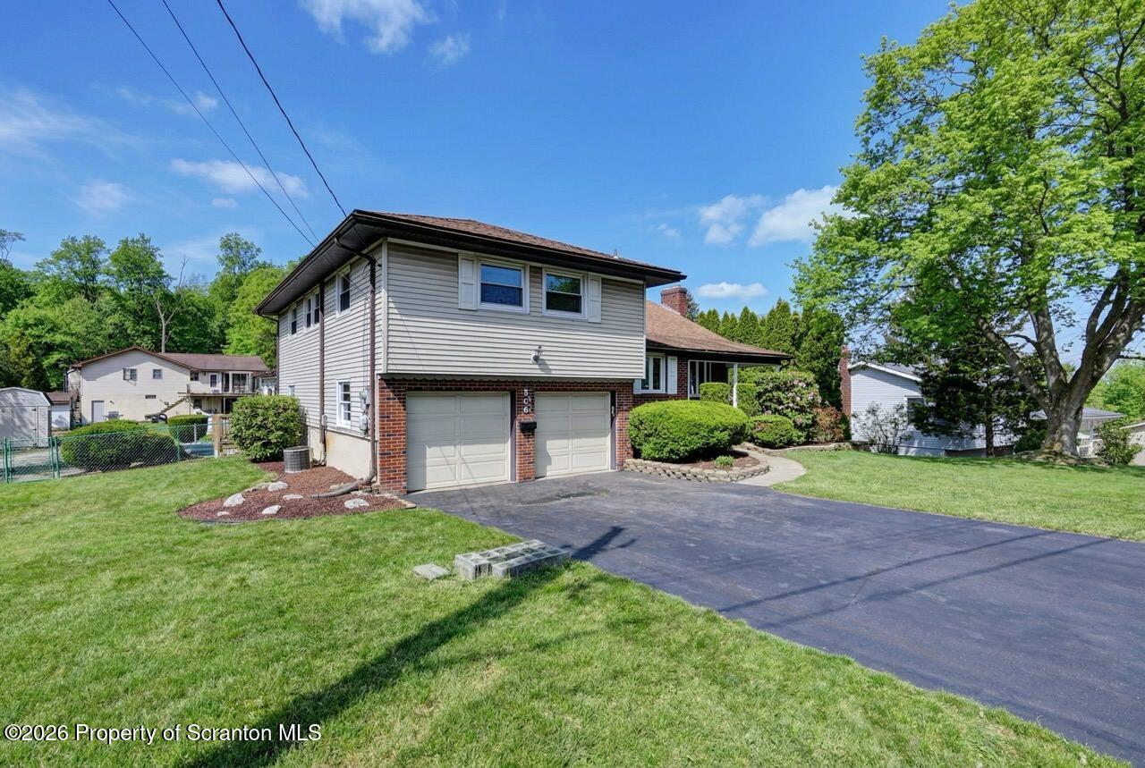 506 Tulip Circle