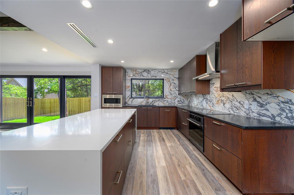 276 Windsor Drive