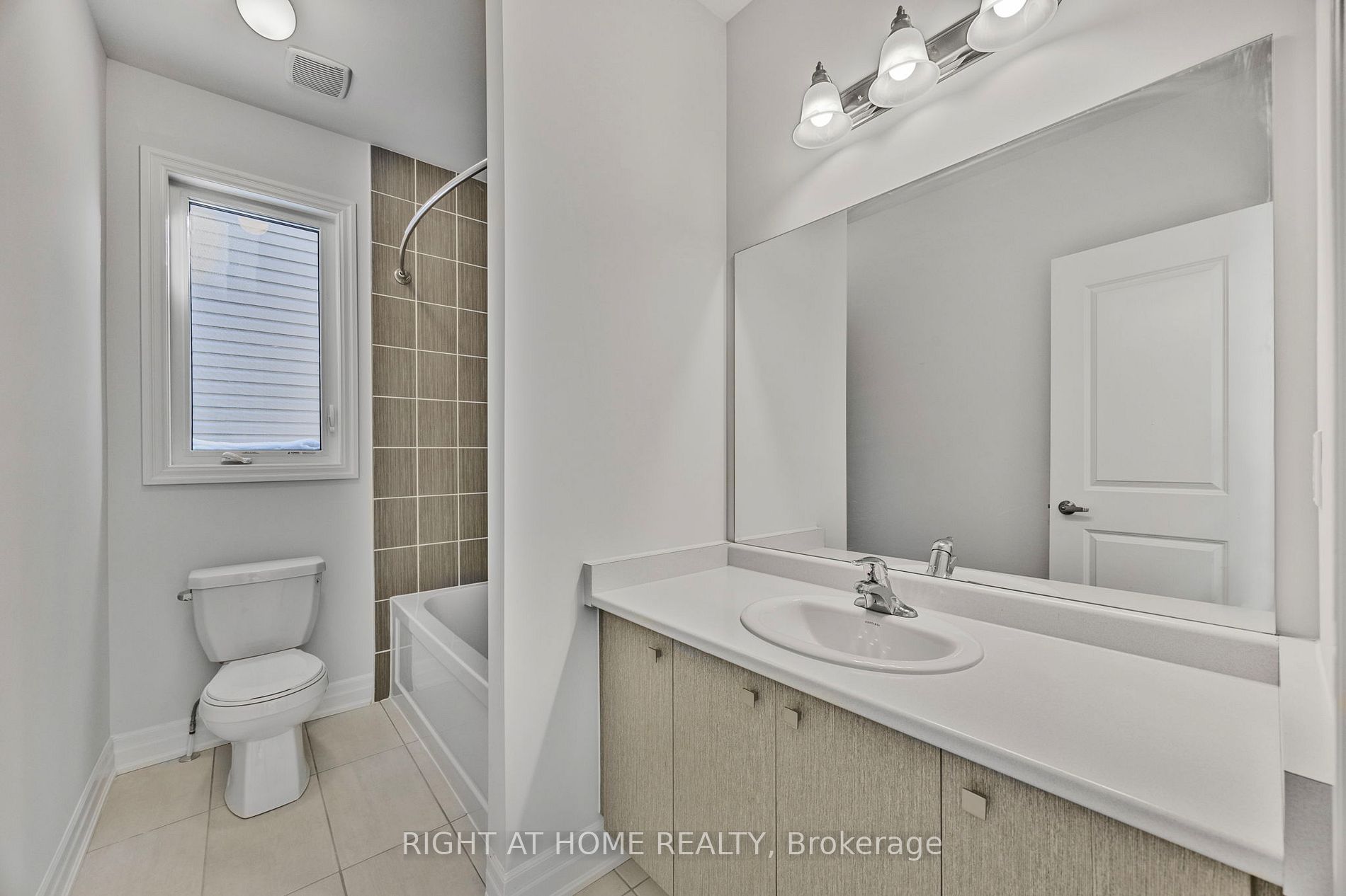 52 Del Ray Cres