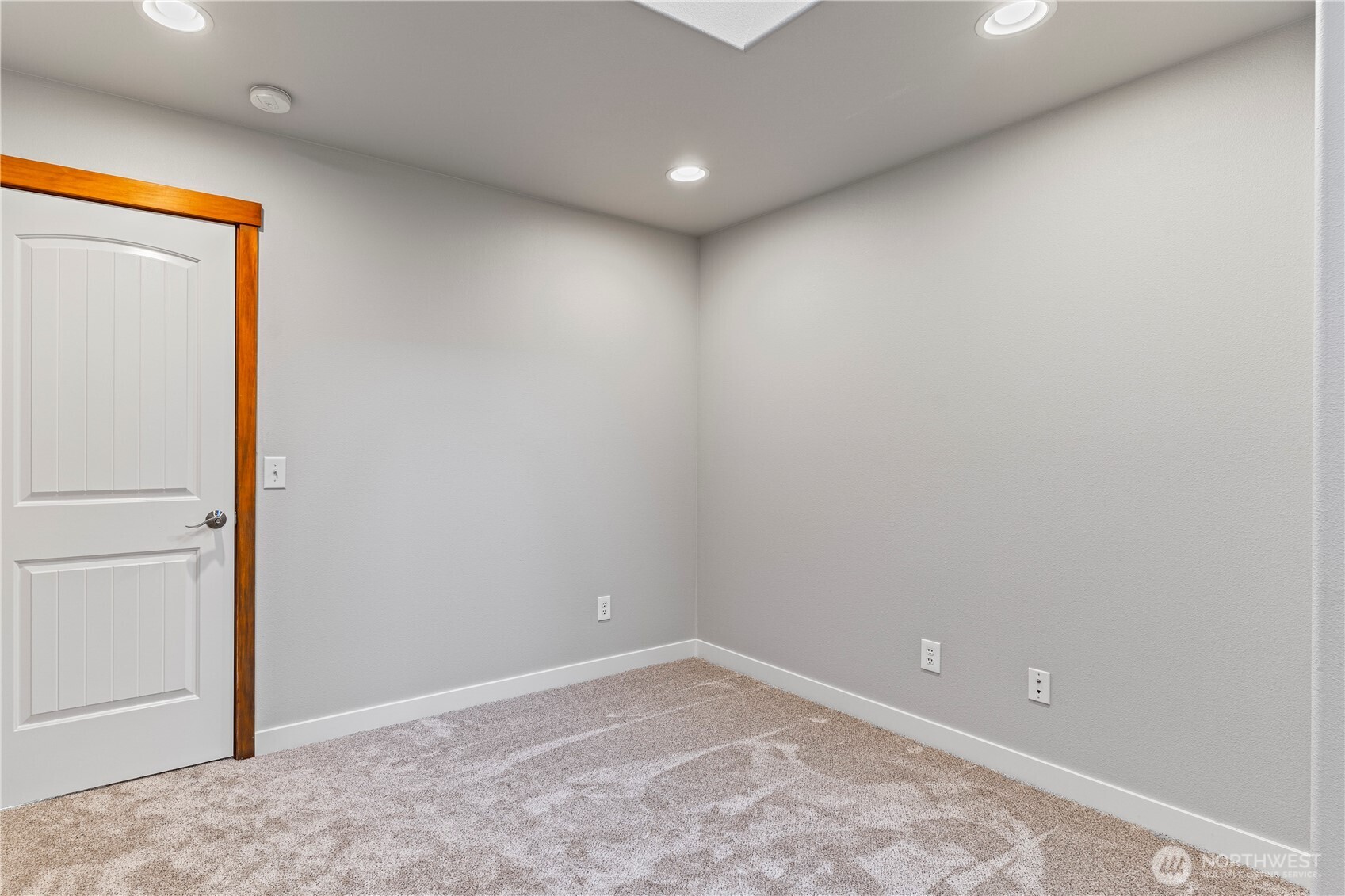 1509 Seahawk Drive