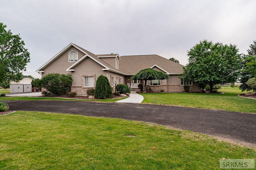 2405 Robison Drive