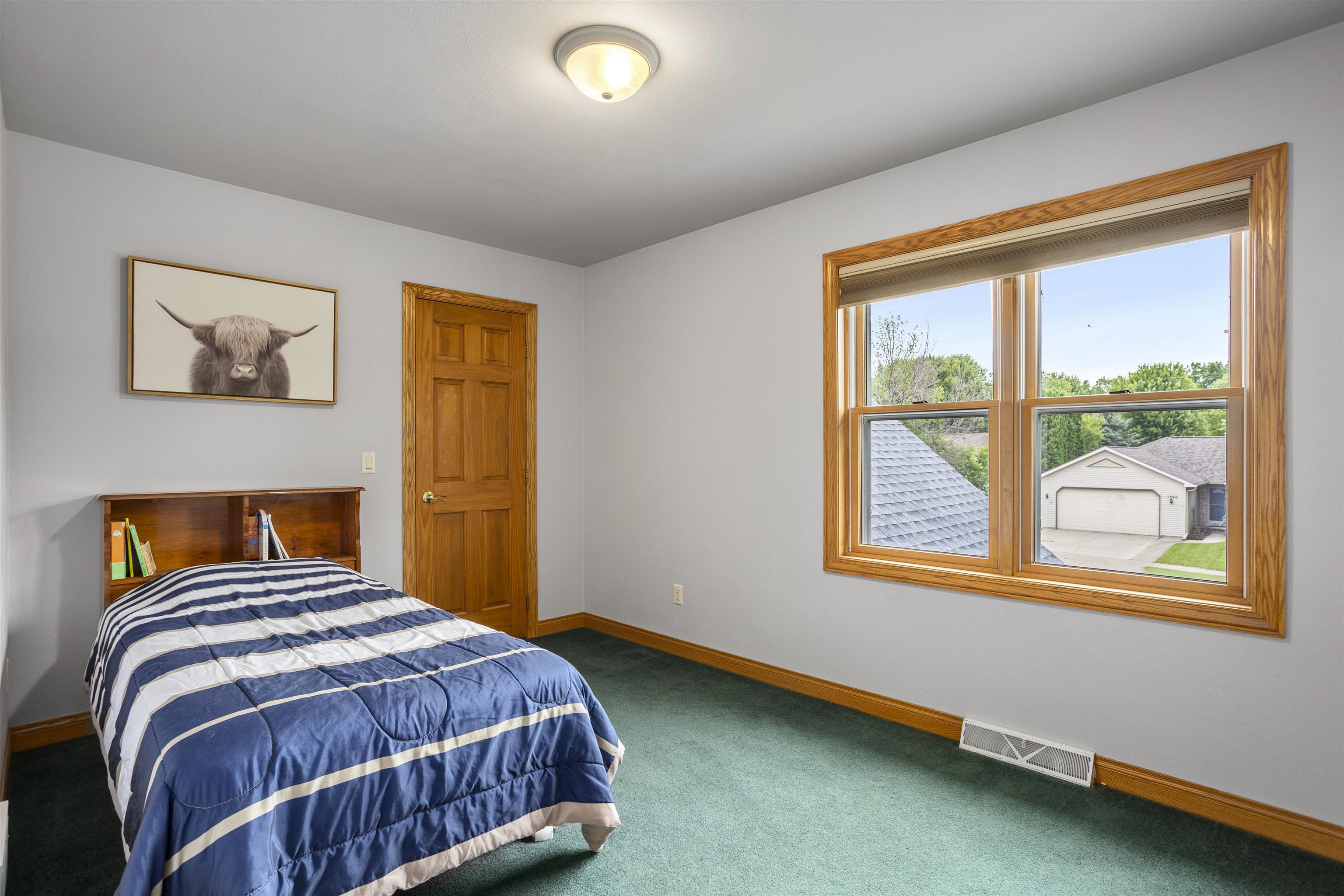 1501 E WYNDMERE Drive