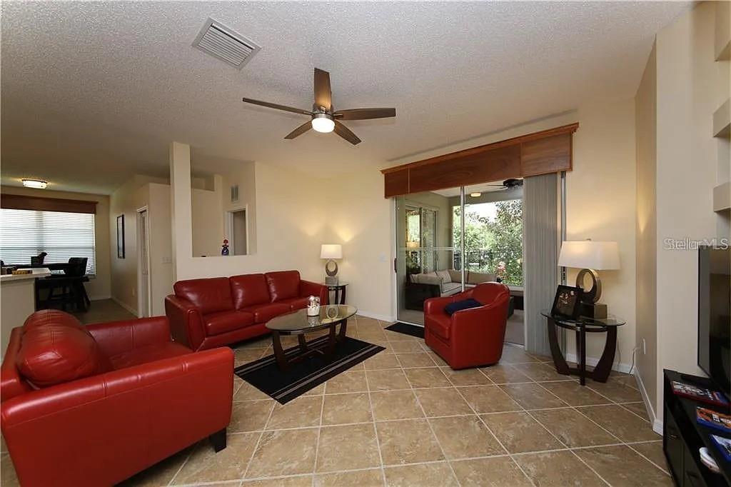 5324 Cottonwood Tree Cir