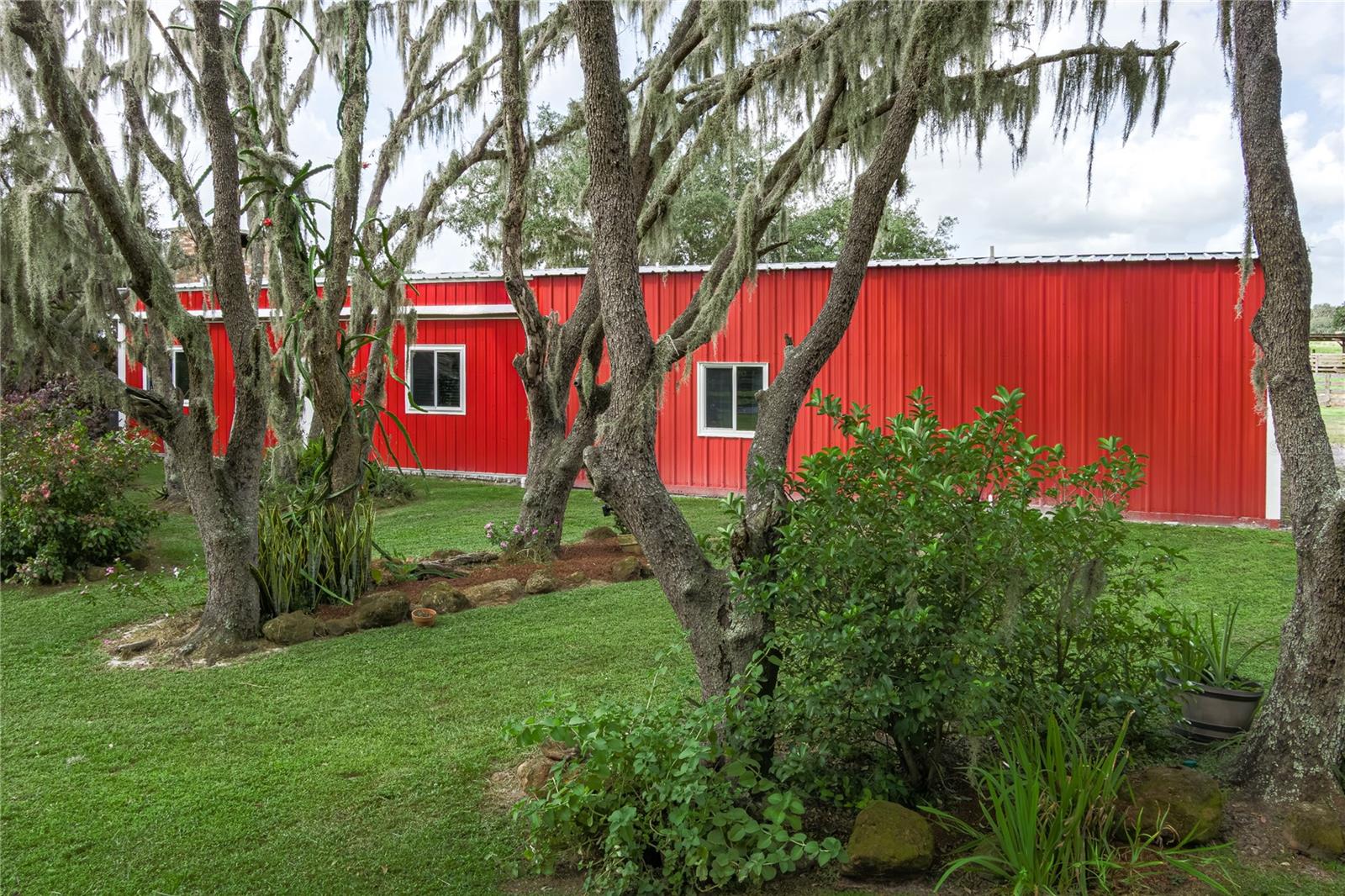 1126 & 1144 County Road 665