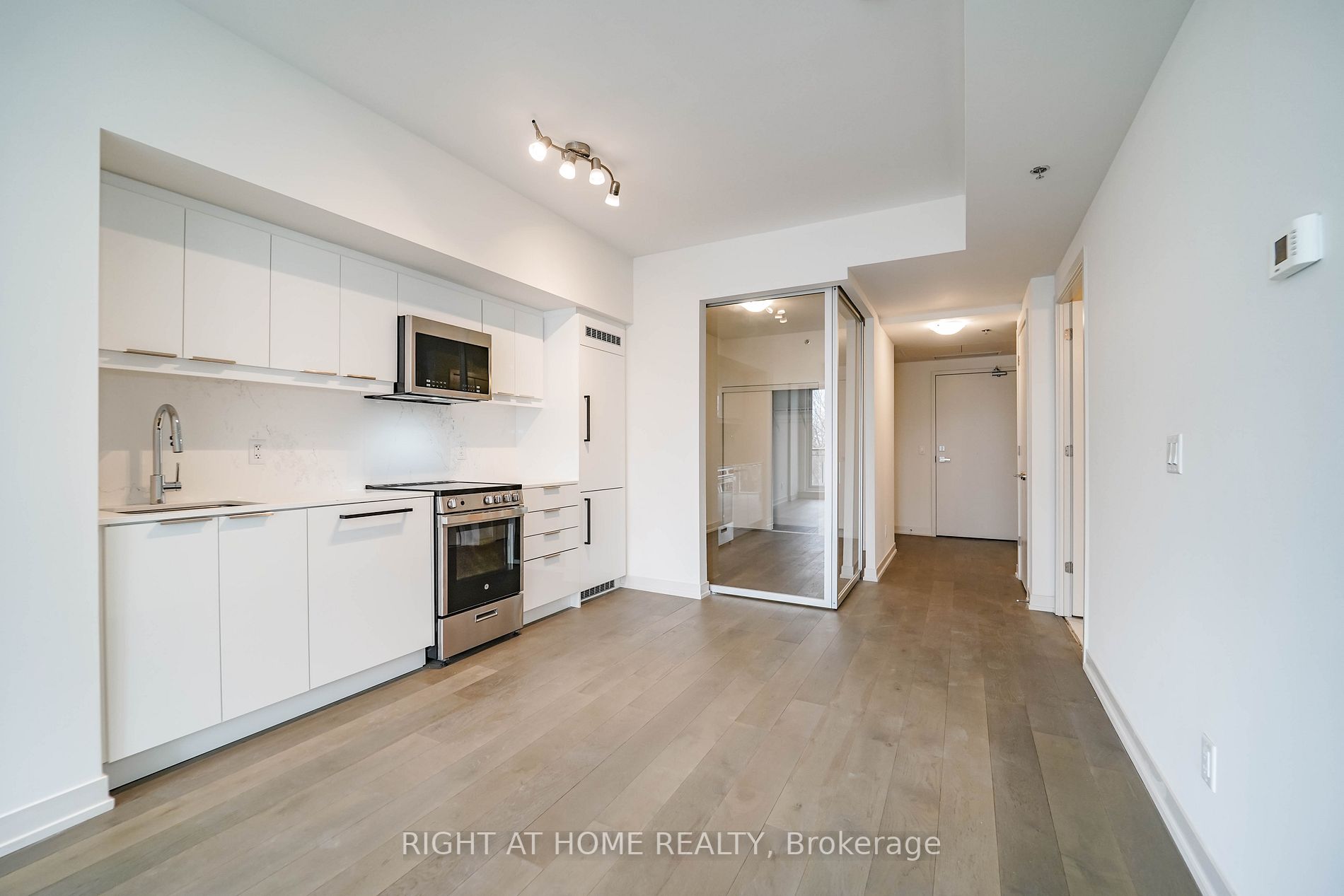 90 Glen Everest Rd 412